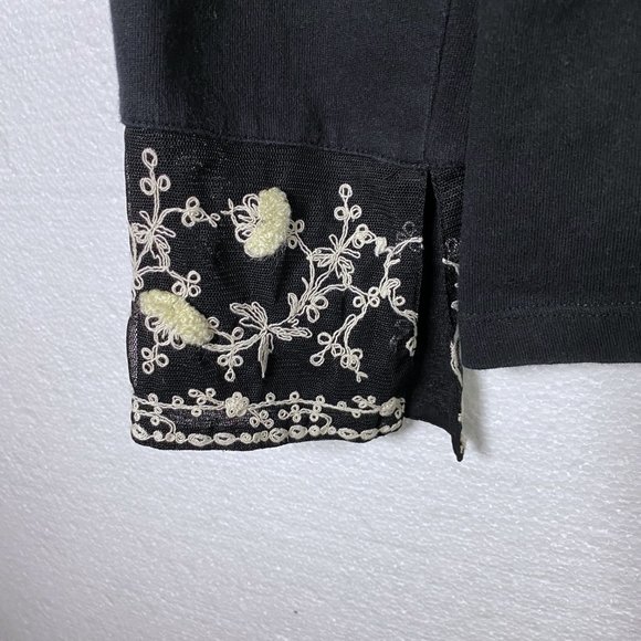 J. Jill Size Medium Black Embroidered Floral Top - Picture 6 of 8